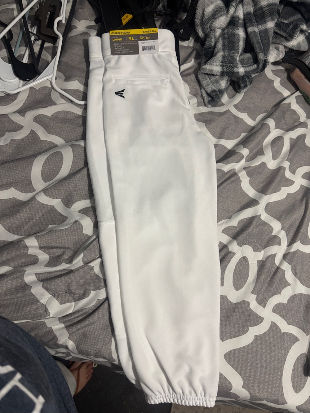 Easton Men’s White Baseball Jogger Pants